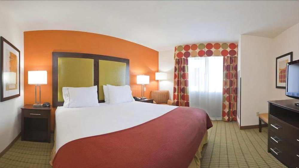 Holiday Inn Express Florence Northeast By Ihg Buitenkant foto