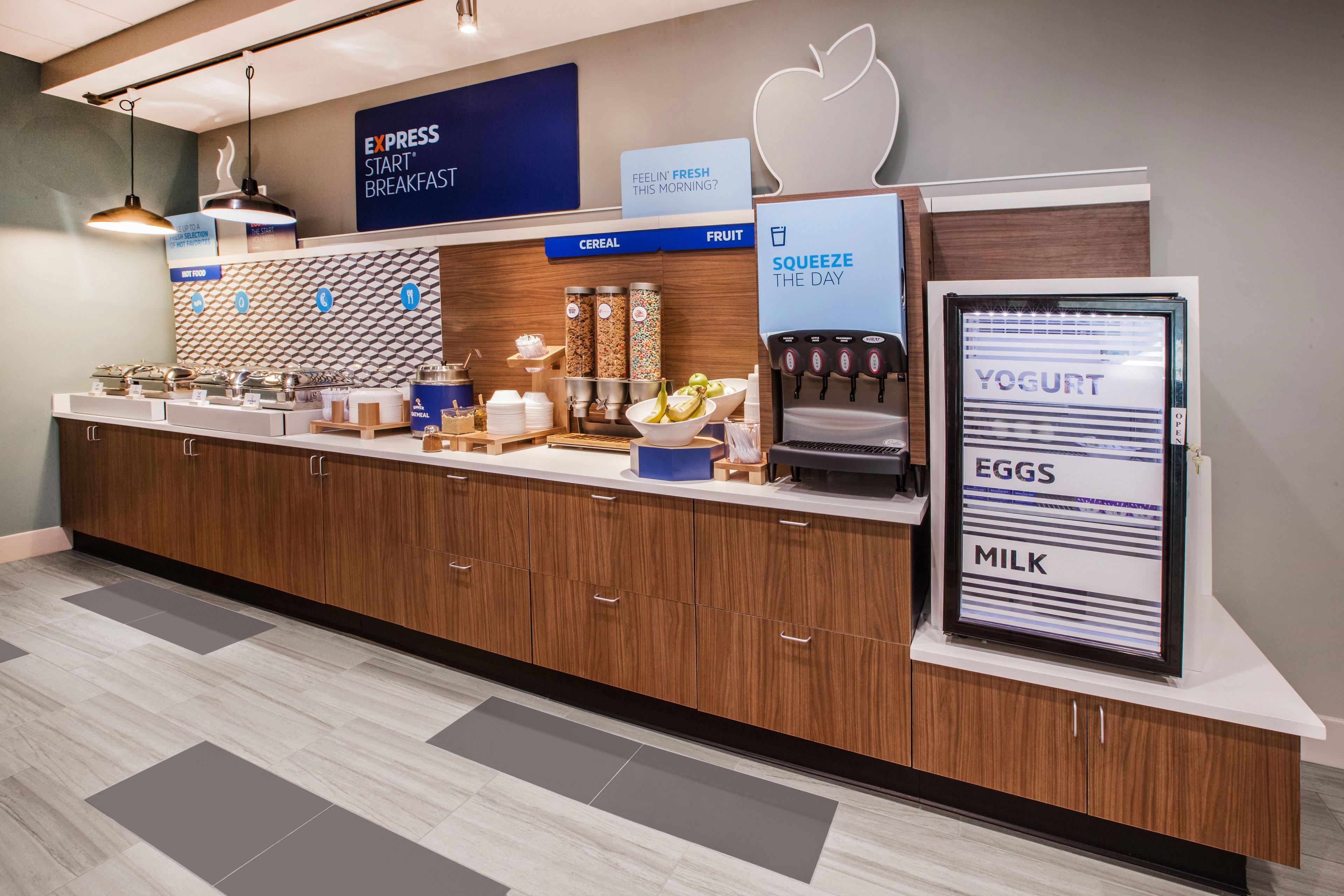 Holiday Inn Express Florence Northeast By Ihg Buitenkant foto